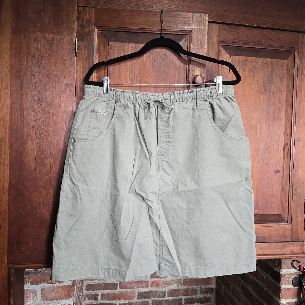 Vintage Blassport Skirt 100% Cotton Green Skirt- Pockets! - Size 16
